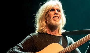 Oswaldo Montenegro realiza show com orquestra em Campinas