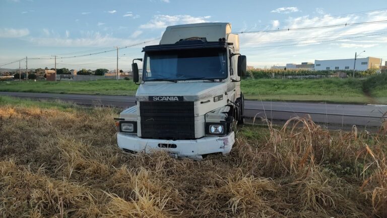 Perseguição e manobras arriscadas levam trio a ser detido em Iracemápolis