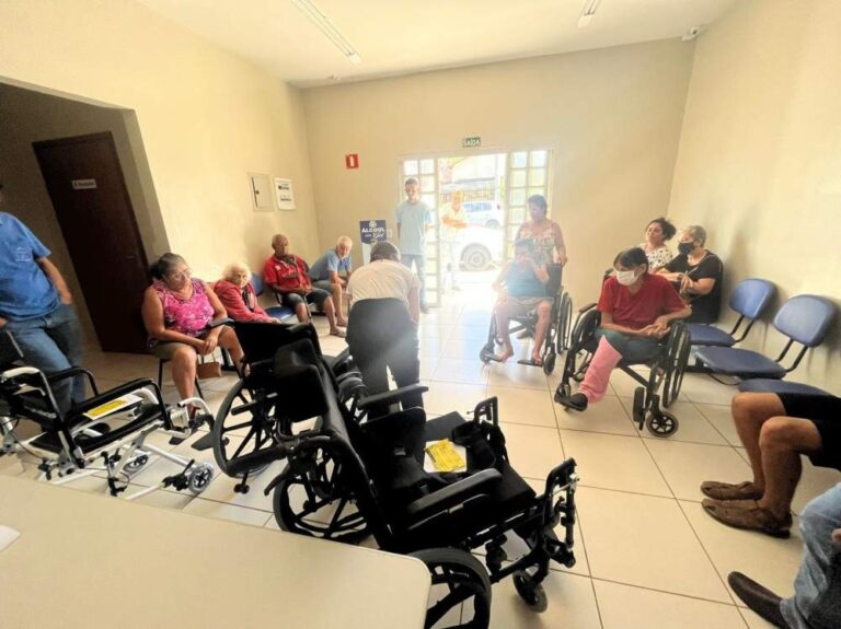 Ritinha Prates distribuiu mais de 2.900 cadeiras de rodas em 2023