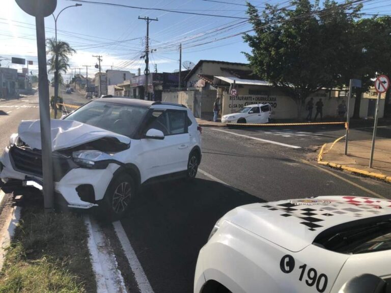 Mulher bate carro em Birigui após passar mal