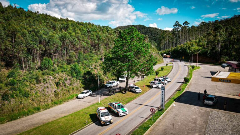 PM aumenta fiscalização em cidades do Vale que fazem divisa com MG