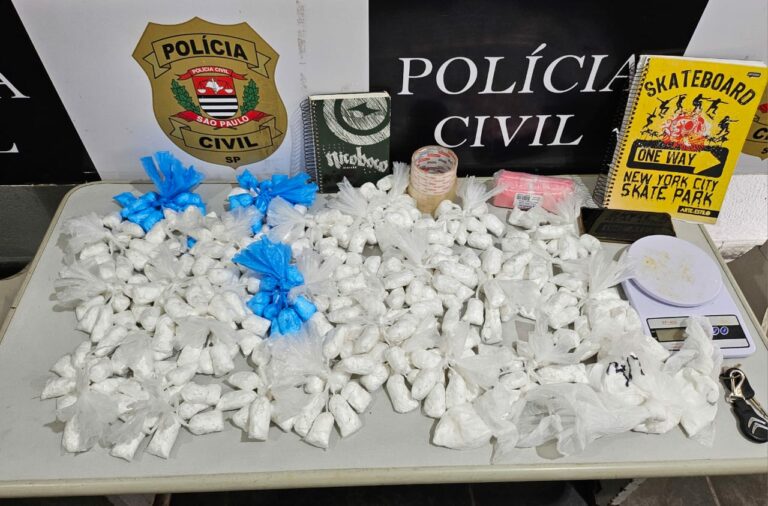 Homem é preso com mais de 8 mil porções de cocaína em cidade do litoral