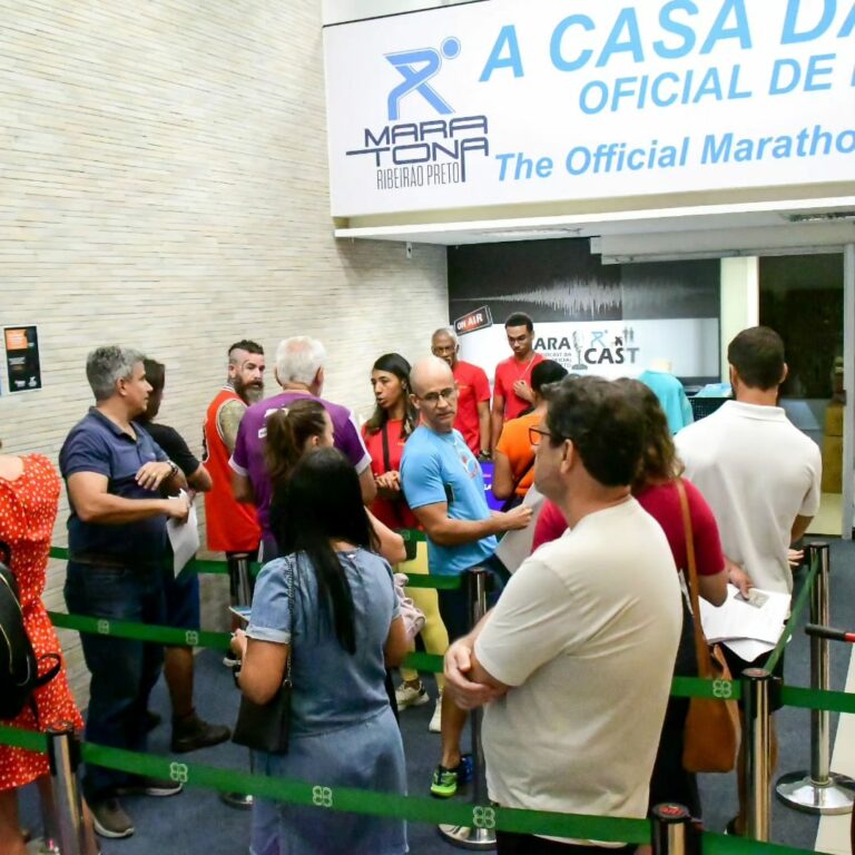 Retirada de kit da Maratona no Shopping Santa Úrsula é um sucesso