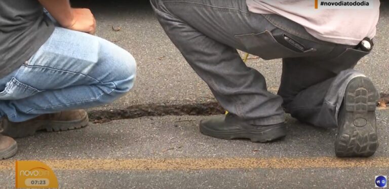 Avenida com rachaduras é interditada em Taubaté