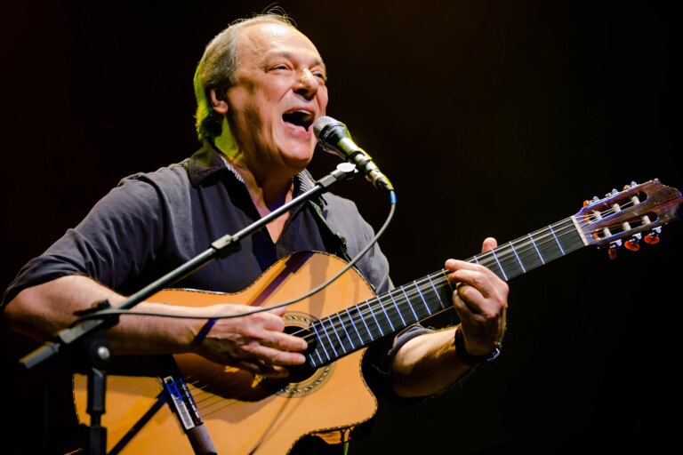 “Adoro me perder por São Paulo”, diz Toquinho no aniversário de 470 anos da cidade