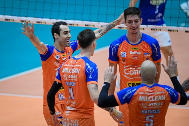 jogadores de basquete