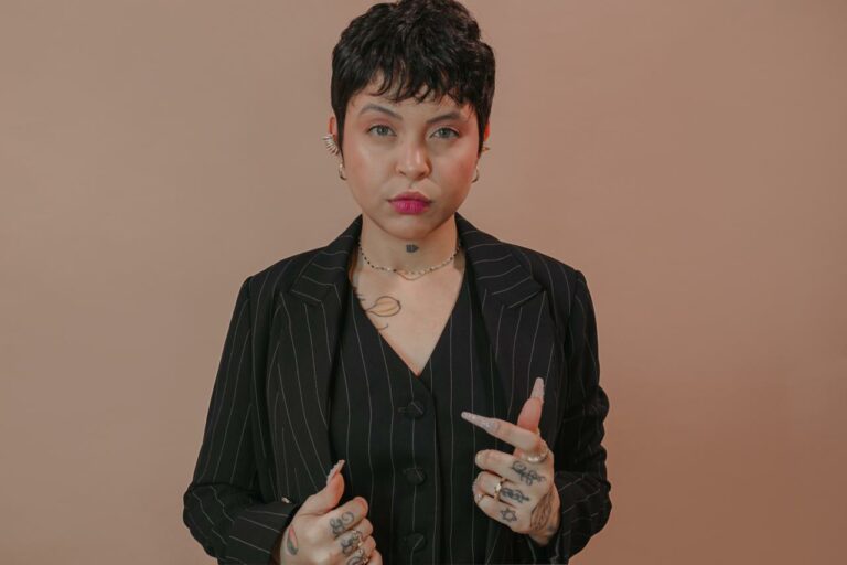 Kell Smith começa 2024 cheia de bons projetos