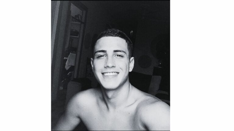 Jovem que enfrentava um tipo raro de câncer no Litoral morre