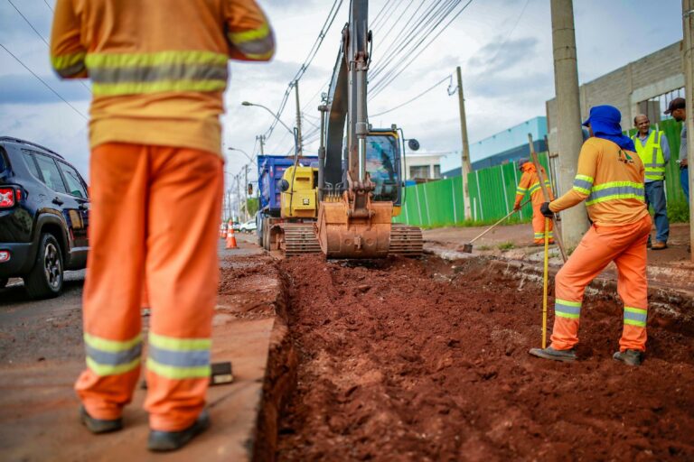 Atenção! Obras de pavimentação do corredor de ônibus Castelo/13 de Maio são retomadas