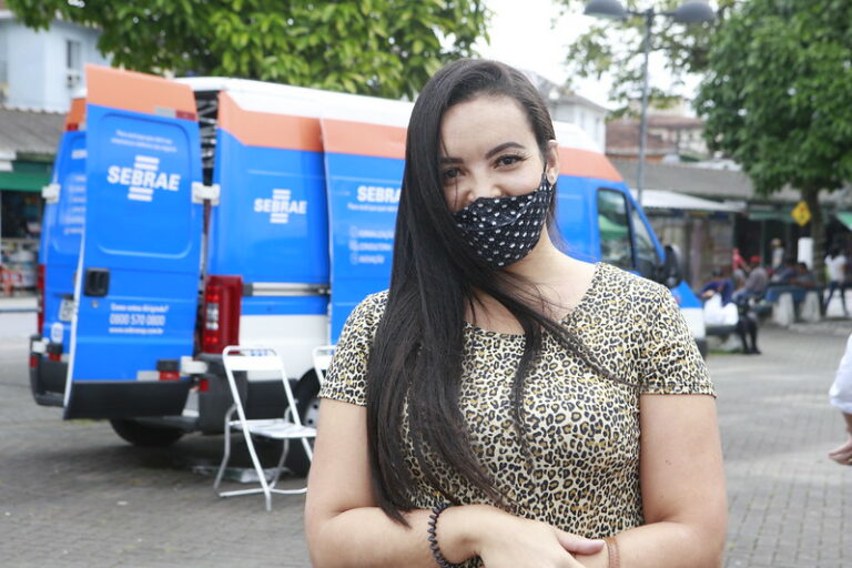 Prefeitura de Guarujá realiza Operação Declara MEI para auxiliar microempreendedores