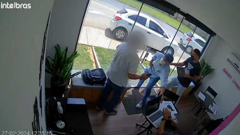 Flagrante de roubo em estande de vendas no interior de SP