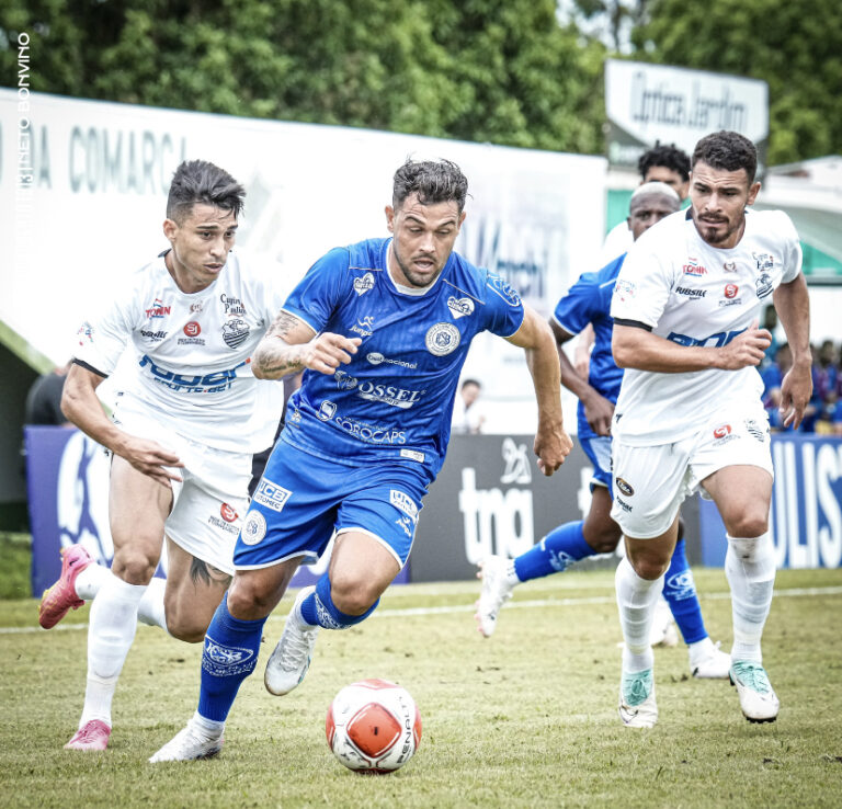 Comercial perde para o líder e pode voltar para lanterna 