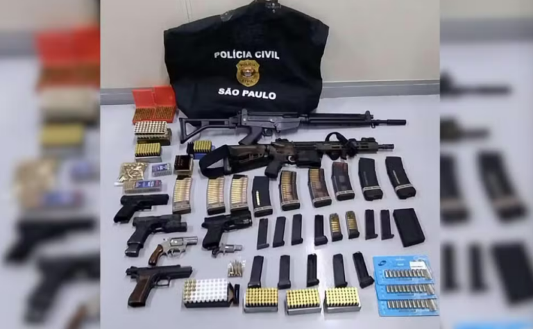 Polícia Civil apreende fuzis irregulares com homem investigado por extorsão durante operação