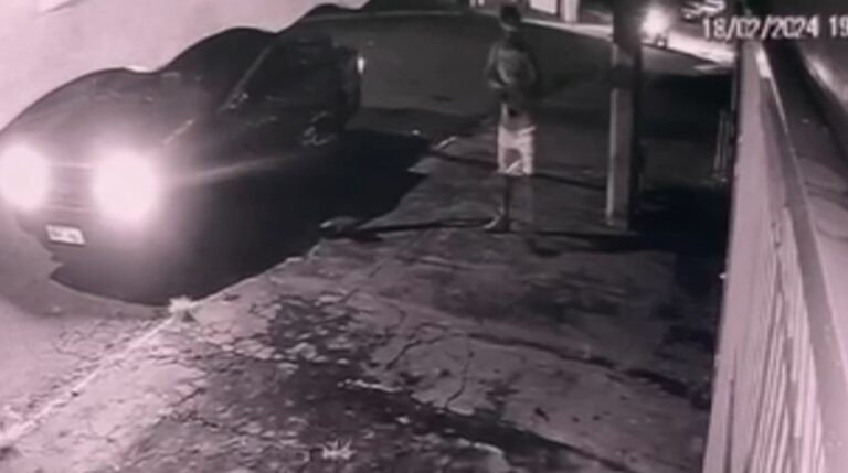 Homem deixa ex-esposa e filha de sete anos em cárcere privado por ciúmes no interior de SP