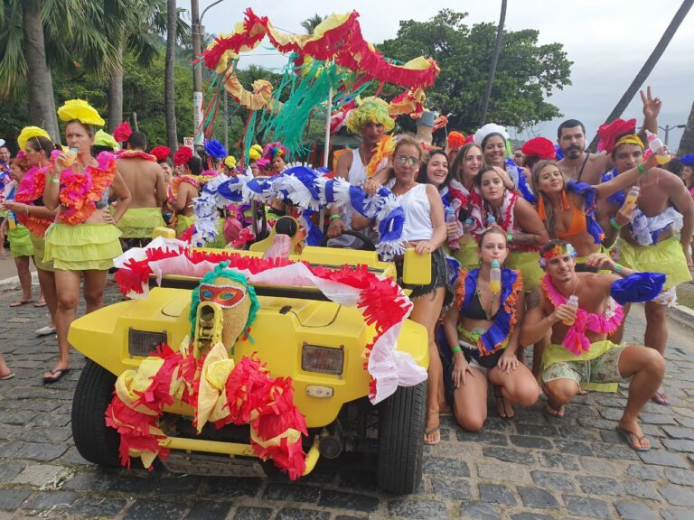 banho da doroteia ilhabela carnaval