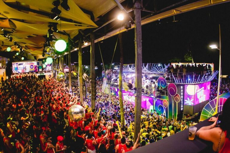 Comida em camarote era preparada no banheiro