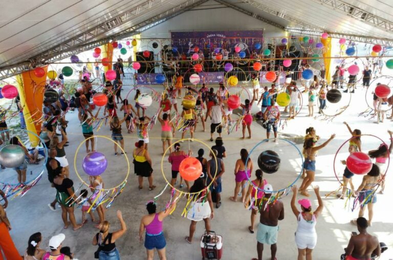 Arena TV Thathi Band Litoral em Cubatão reúne 10 mil pessoas neste domingo (11)