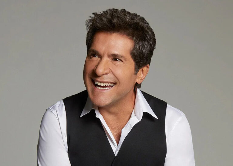 Daniel celebra 40 anos de carreira com show em Jaguariúna