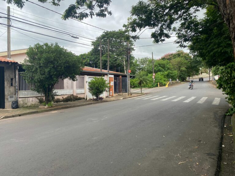 Homem esfaqueia cunhado após discussão por som alto