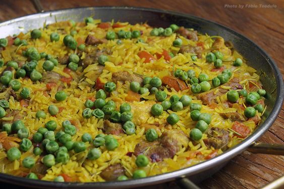 Saiba como preparar uma deliciosa Paella Caipira