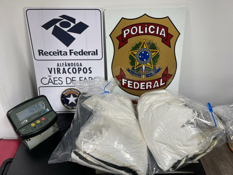 Policia Federal prende 2 passageiros com 10,5kg de cocaína tentando embarcar para França