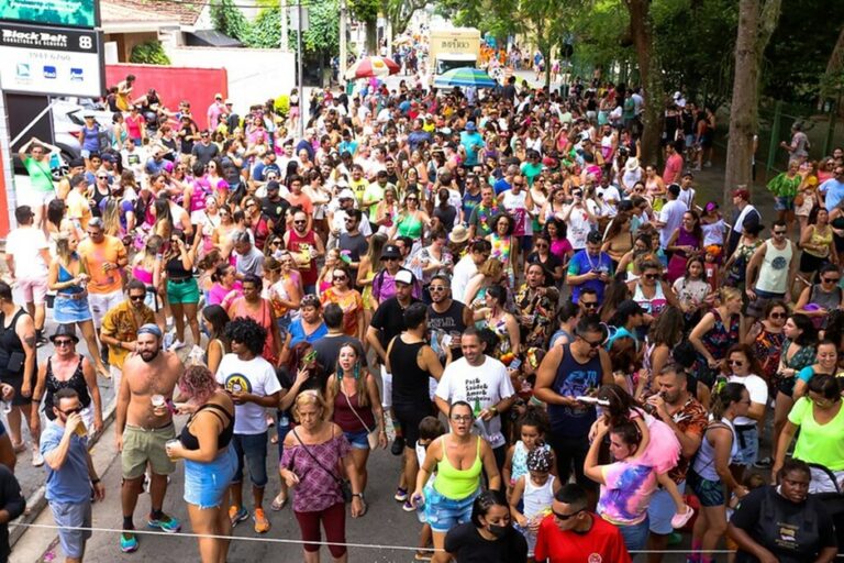 Thathi Agenda fim de semana animado com précarnaval na região