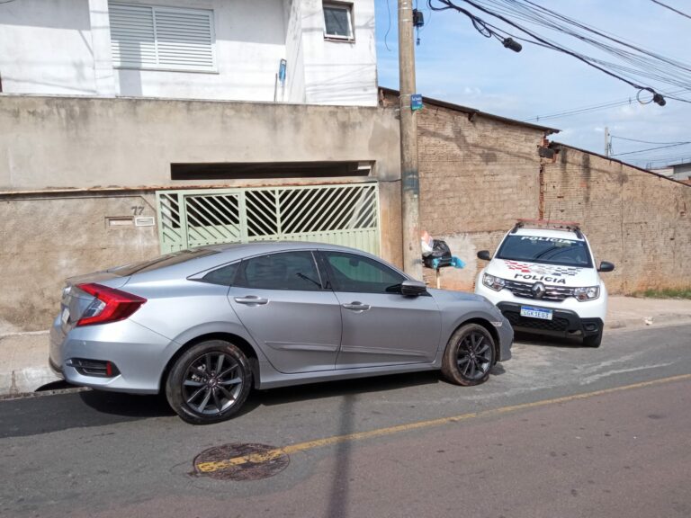 Veículo furtado de concessionária é localizado em casa no Bairro Monte Cristo