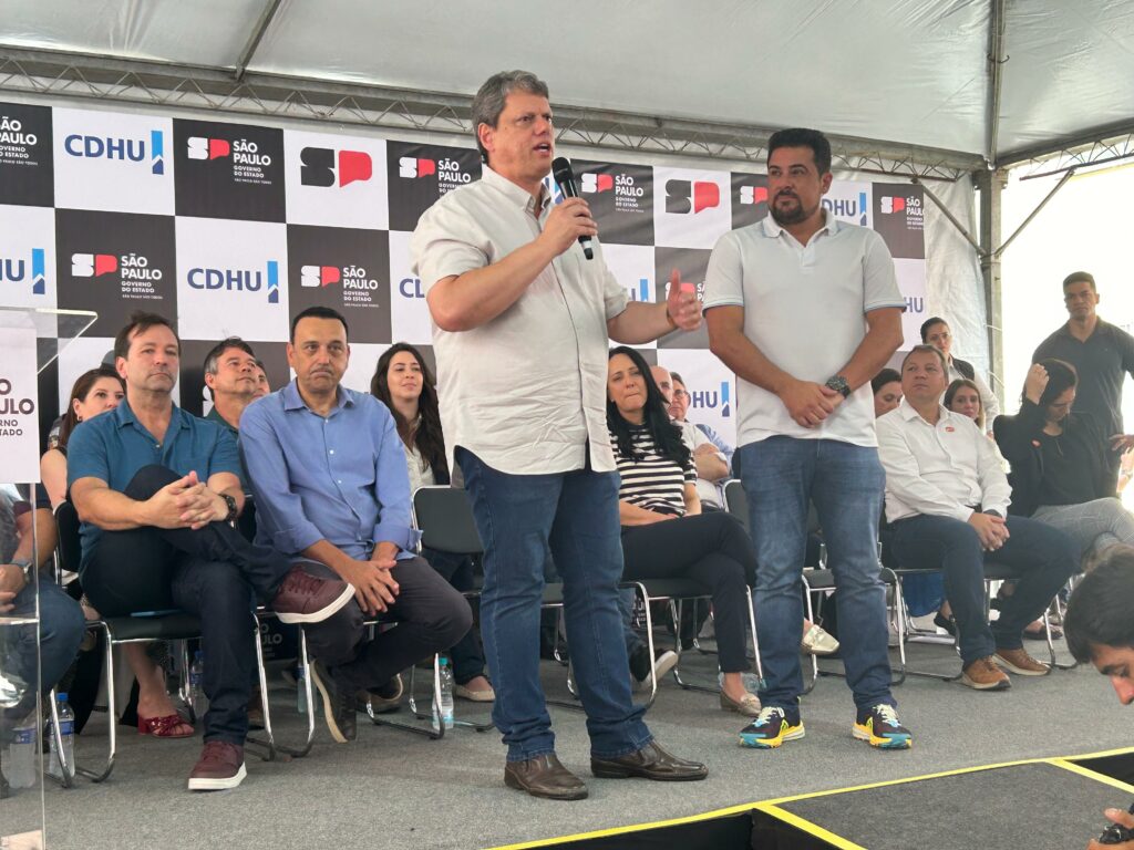 186 moradias entregues são sebastião