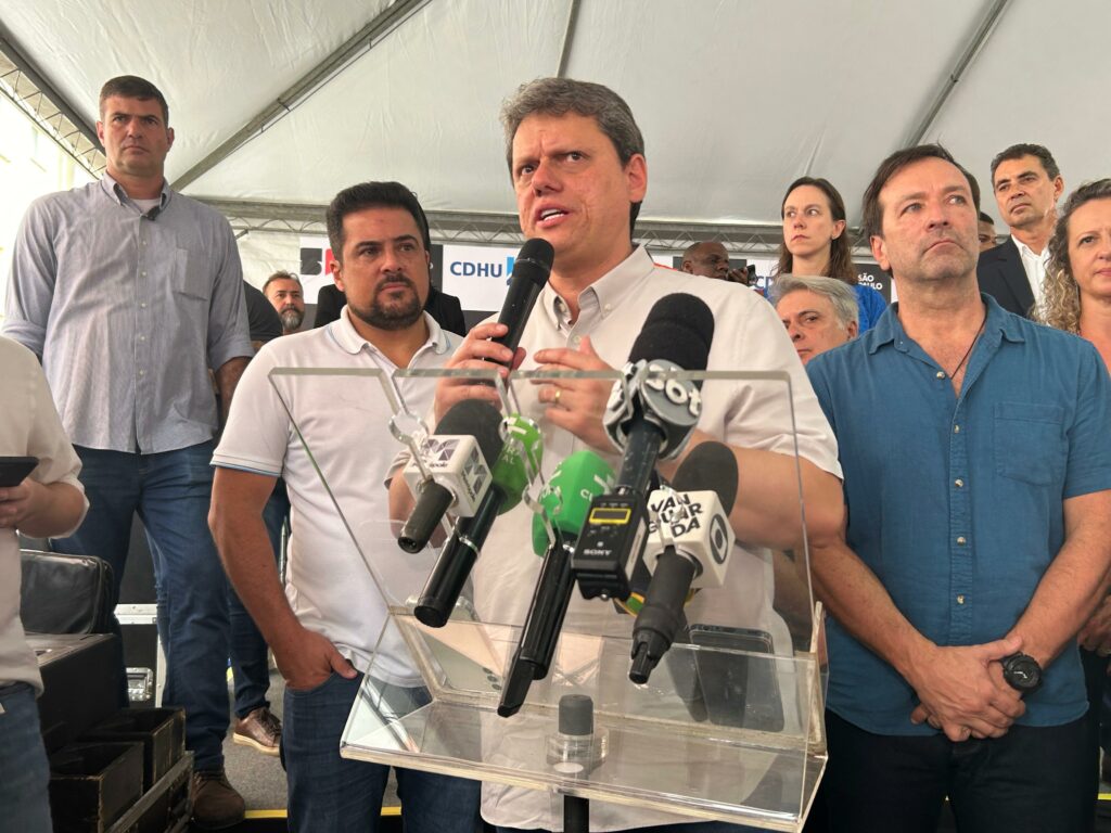 186 moradias entregues são sebastião