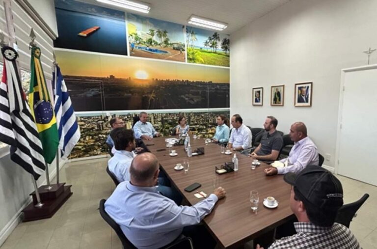 Diretoria Executiva da ABQM realiza visita técnica no recinto de Araçatuba