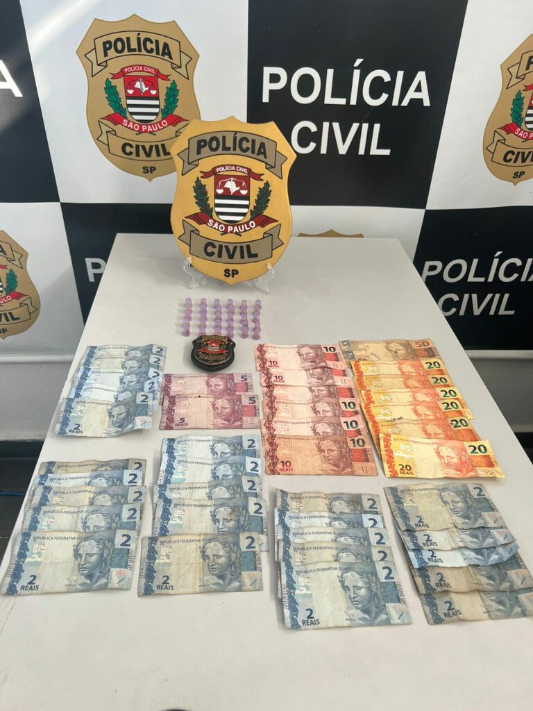 Homem é flagrado traficando droga em cidade do Litoral e vai preso