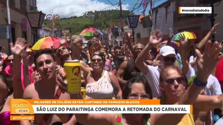 São Luiz do Paraitinga comemora a retomada do carnaval
