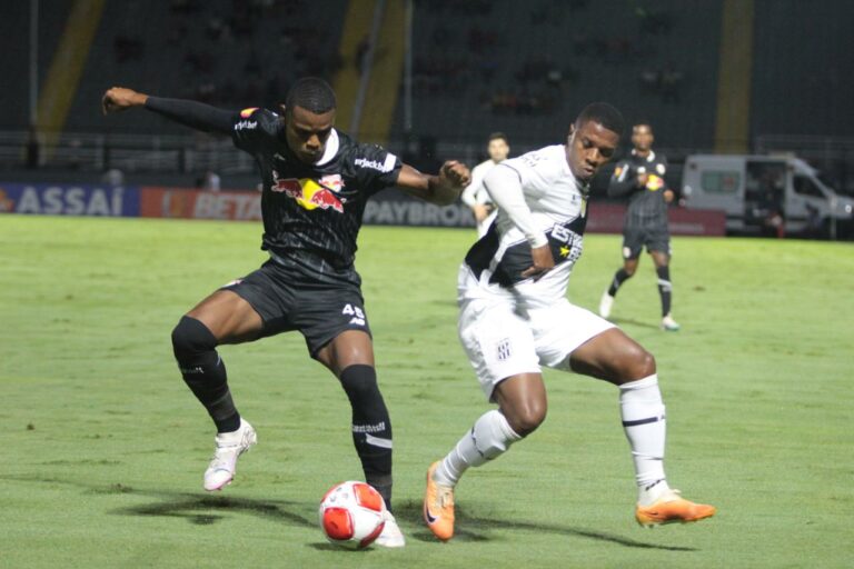 Ponte leva gol em jogada ensaiada e perde para o Red Bull Bragantino fora de casa. Foto: Diego Almeida/PontePress.