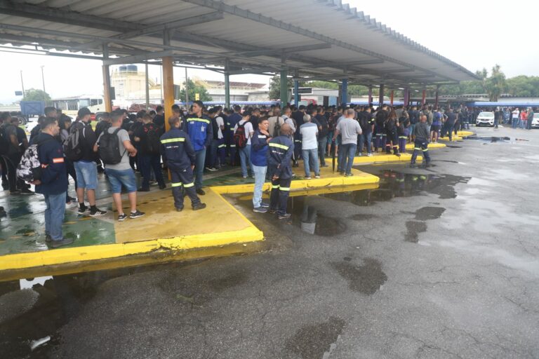 trabalhadores da gerdau de pinda