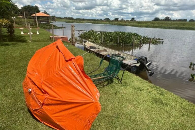Adolescente de 17 anos morre afogado enquanto nadava com amigos no rio Grande