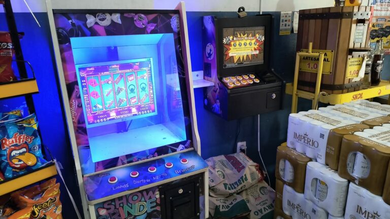 Polícia Civil fiscaliza 14 bares de Ribeirão Preto em ação contra jogos de azar