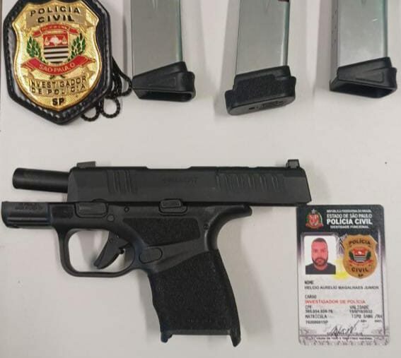 Falso investigador da Polícia Civil é preso com documentos idênticos ao da corporação