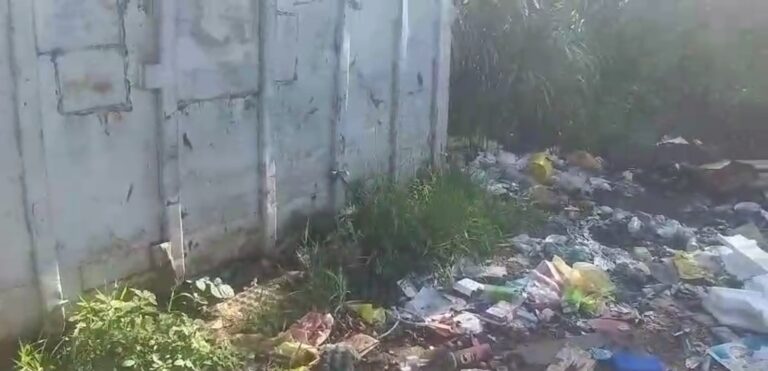Moradores reclamam de descarte de lixo irregular no Jardim São Vicente