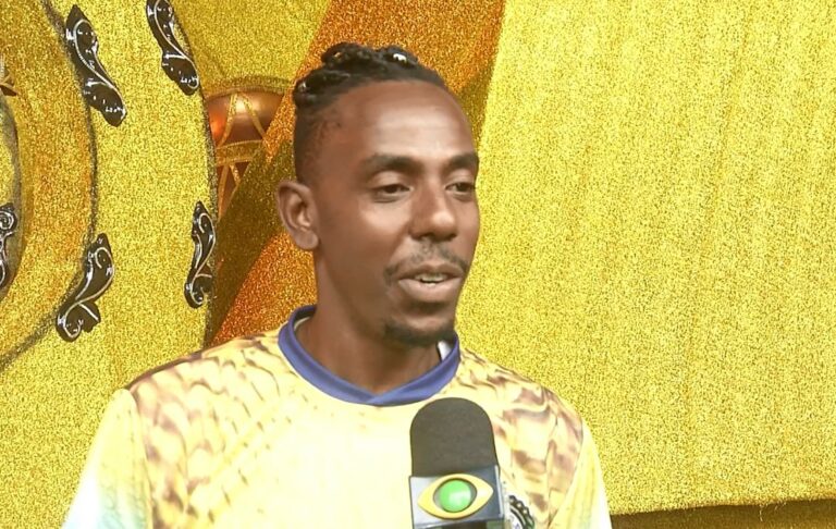 Escola Brasil faz homenagem à Império de Casa Verde no Carnaval de Santos