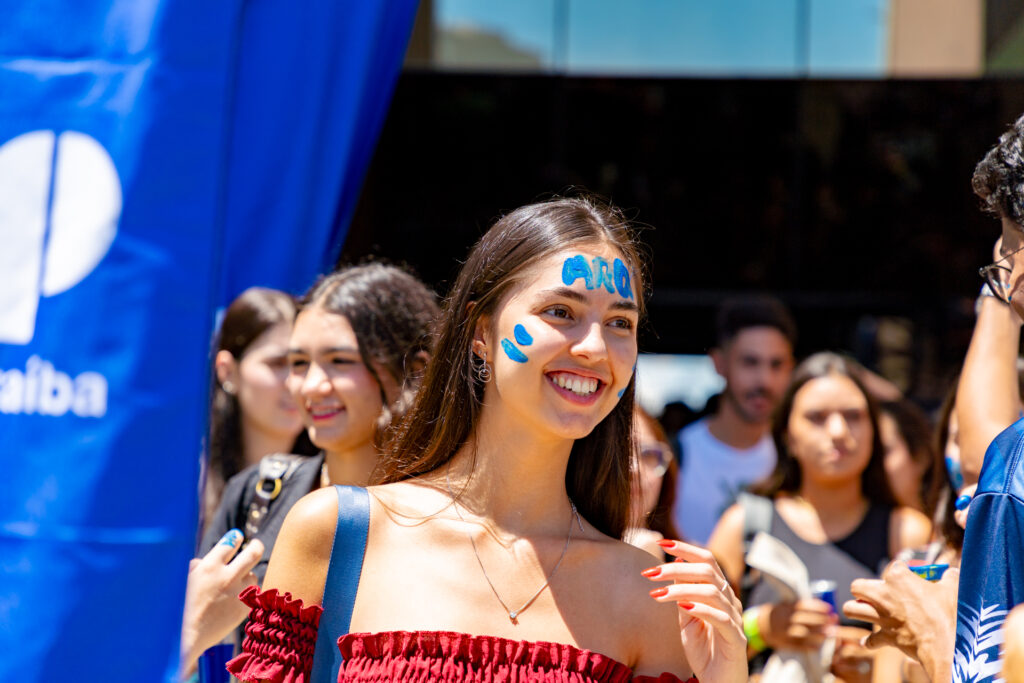Período eleitoral da Univap e início do ano letivo da graduação
