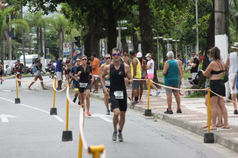 Ruas de Santos ficarão bloqueadas devido prova de triathlon neste final de semana