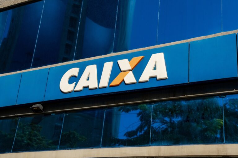 Caixa libera saque total do FGTS para quem foi demitido sem justa causa