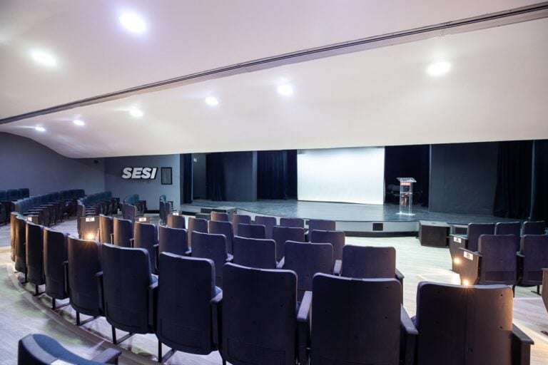 Sesi Santos tem inscrições abertas para o núcleo de artes cênicas