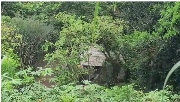 “A casa caiu”: Policiais explodem cativeiros do crime em Guarujá