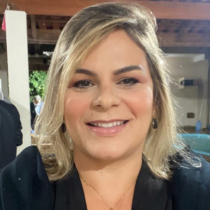 flávia pascoal ubatuba