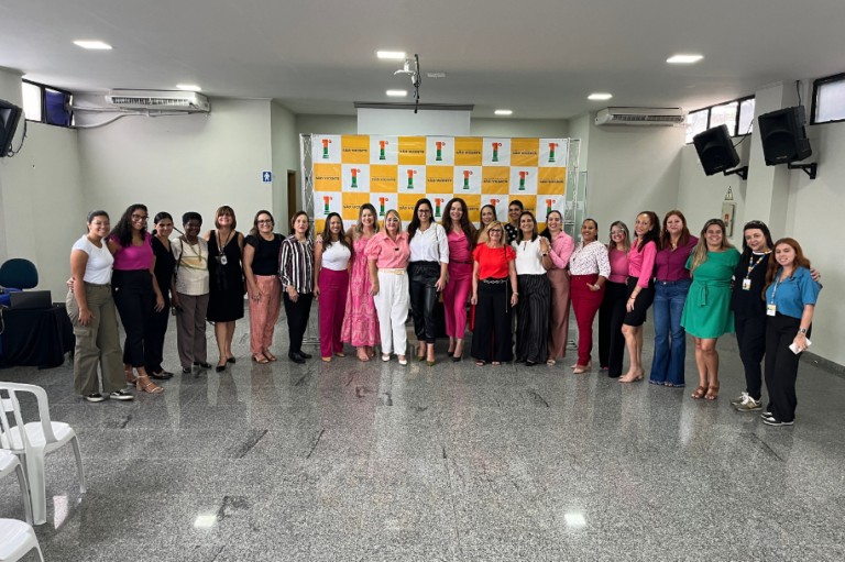 Vice-prefeita de São Vicente sanciona projeto de lei que apoia empreendedoras