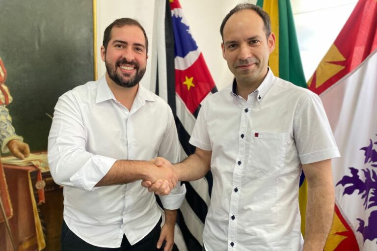 Prefeito Kayo Amado recebe Presidente da Junta Portuguesa de São Vicente