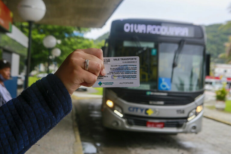 Inscrições para o passe livre de 2024 em Guarujá vão até sexta-feira