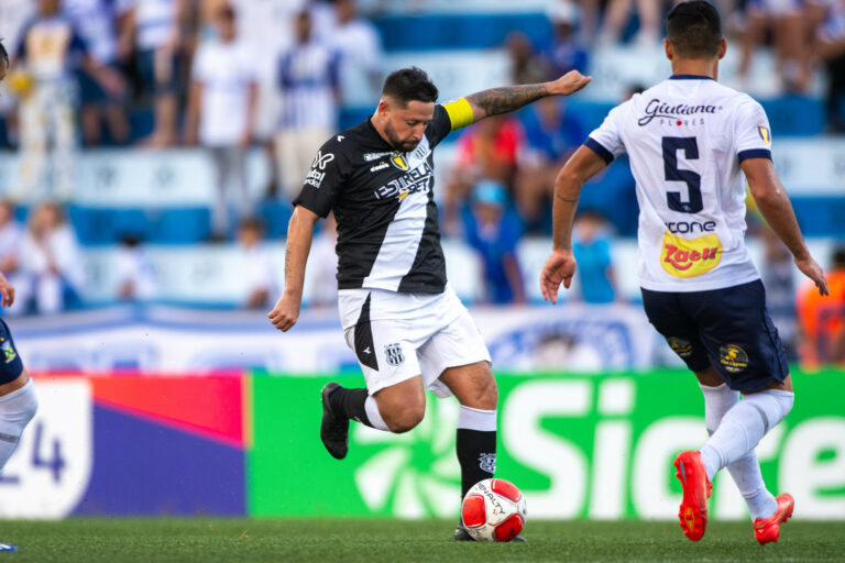 Mesmo com derrota, Ponte passa para quartas de final do Paulistão