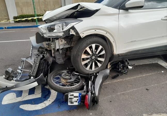 Mulher de 45 anos morre em acidente de moto no centro de Birigui